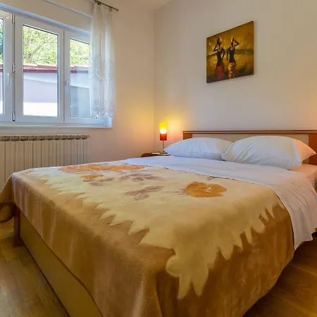 Direkt Am Strand Mit Meerblick Appartement
